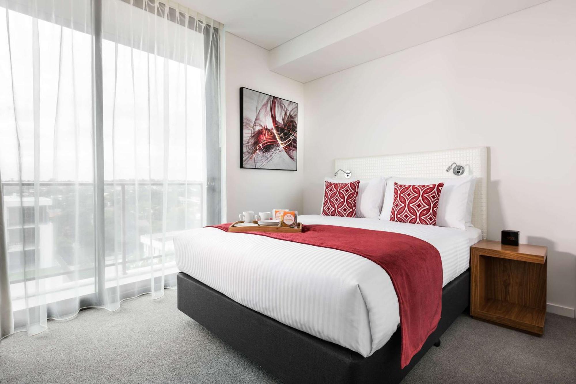 Ramada By Wyndham Vetroblu Scarborough Beach Perth Eksteriør billede