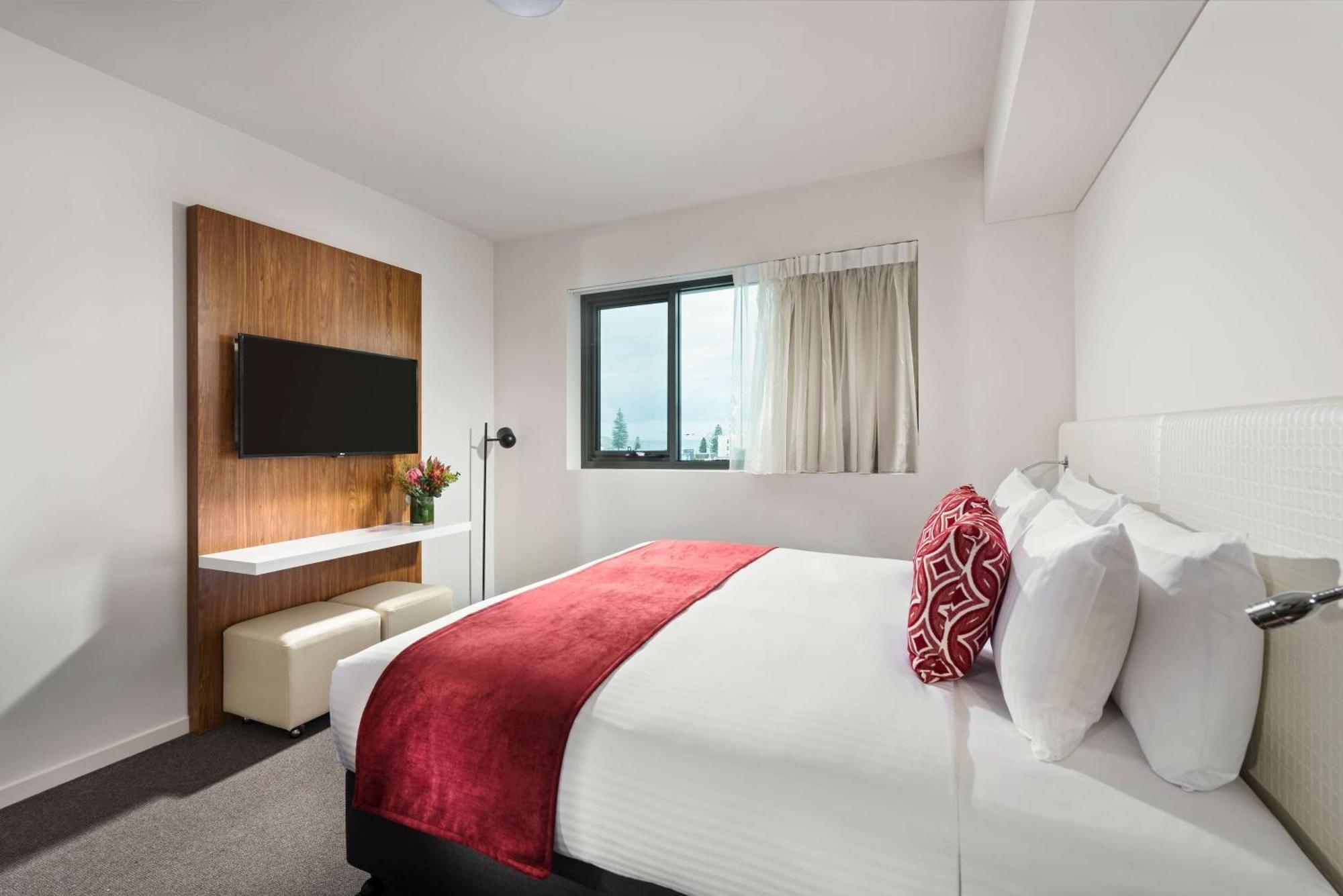 Ramada By Wyndham Vetroblu Scarborough Beach Perth Eksteriør billede